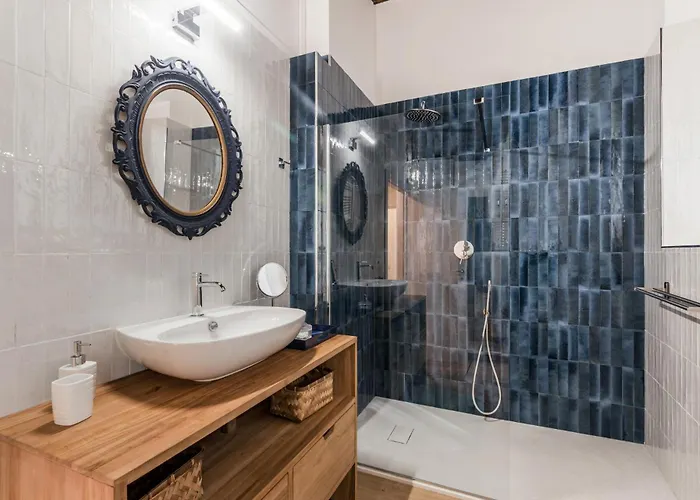 The Rent - Characteristic Three-room Near Piazza Navona *