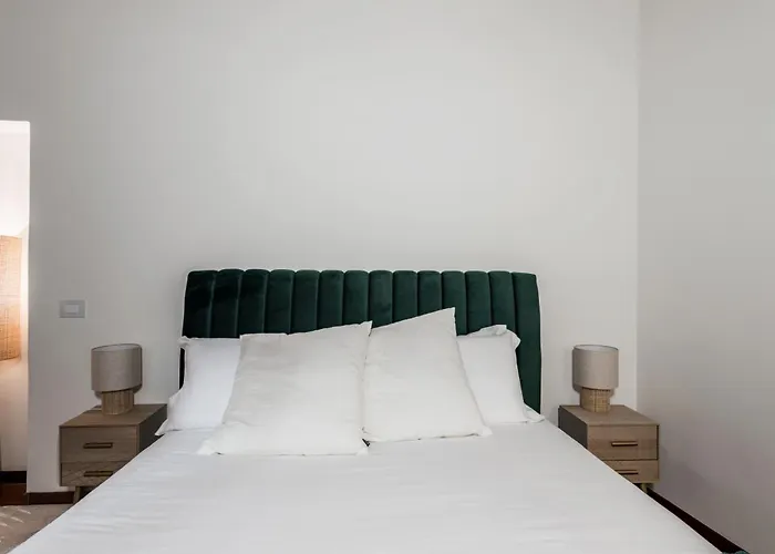 The Rent - Characteristic Three-room Near Piazza Navona *
