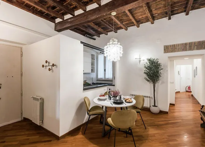The Rent - Characteristic Three-room Near Piazza Navona Apartamento